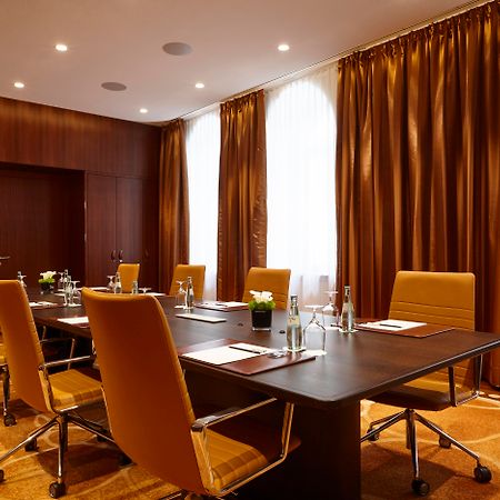 Vier Jahreszeiten Kempinski Muenchen Ngoại thất bức ảnh Meeting room